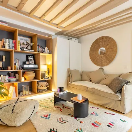 Apartment Rochechouart 7 - Lb - Elegance And Comfort In 9e For 3 People Paris